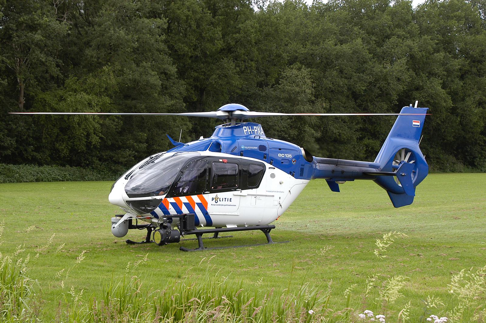 Dordrecht - Politie zet videotechnologie in tijdens pilot videovoertuig